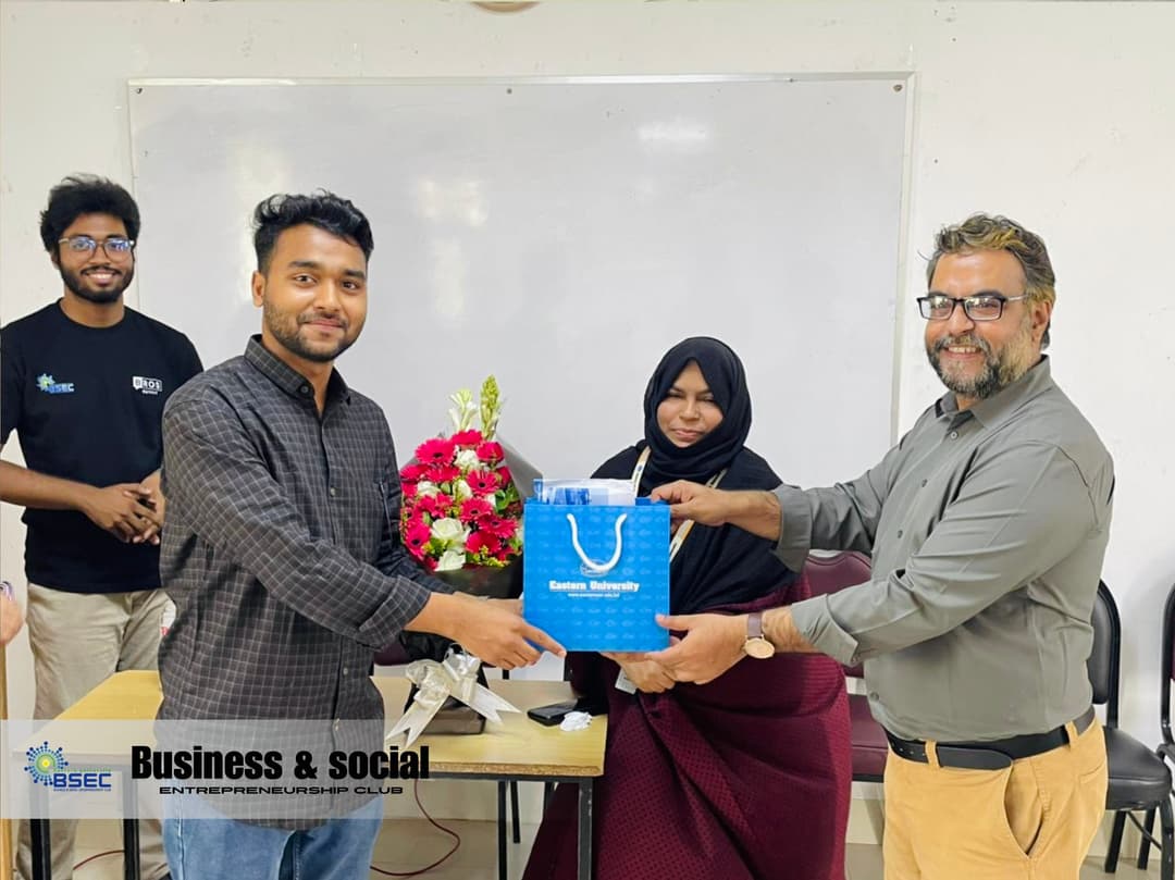 Eastern University BBA Alumnus Leads Engaging Session on Building a Successful Career in Japan