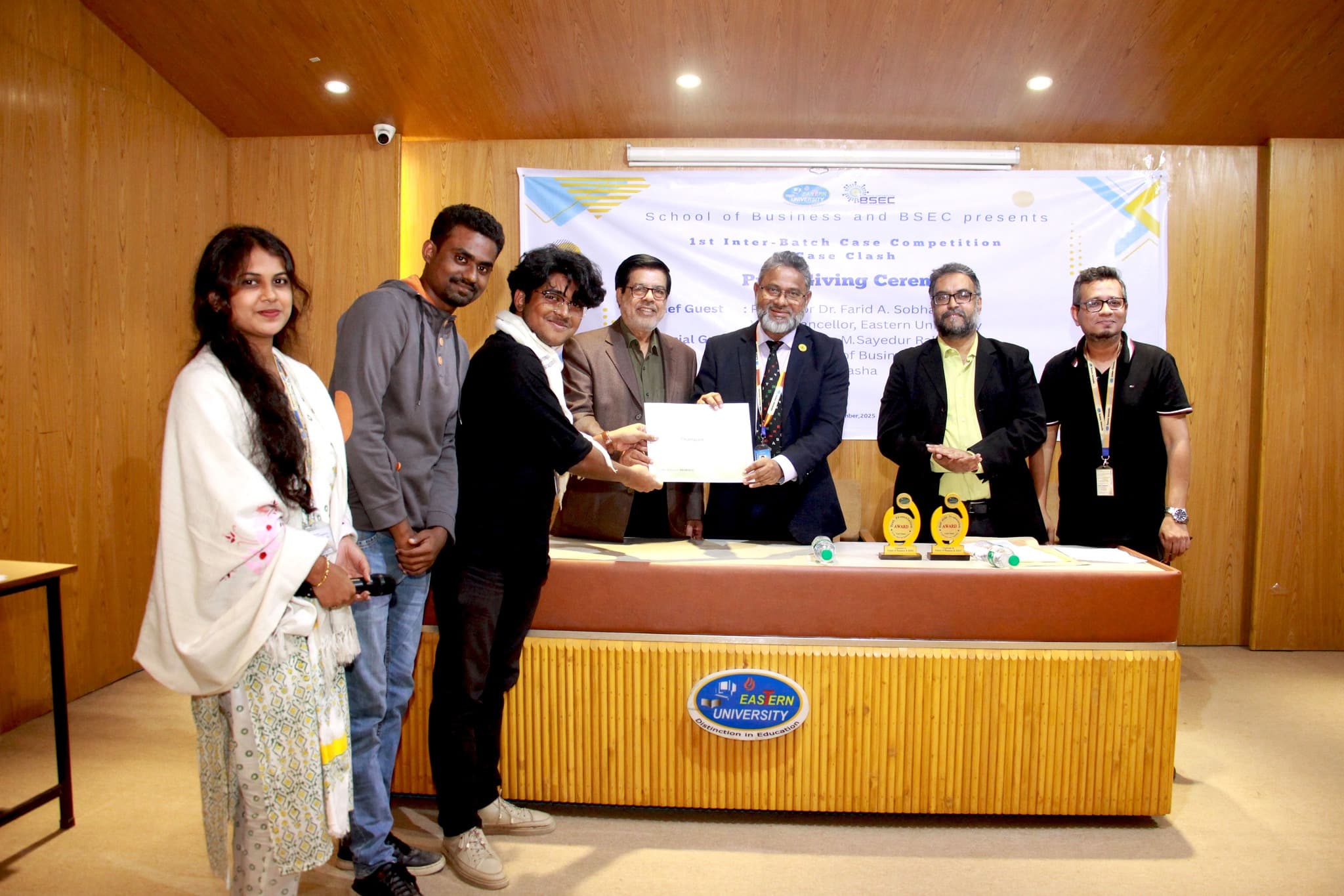 Thrilling Conclusion to "Case Clash": Celebrating Business Acumen at Eastern University! 🏆