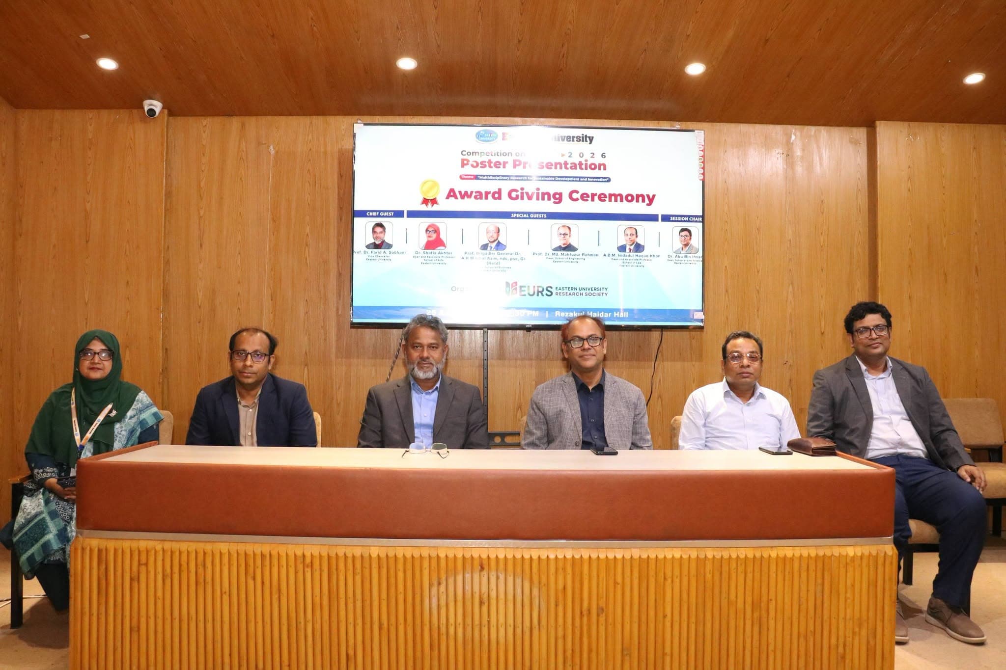 Eastern University Research Society Organizes Poster Presentation Competition