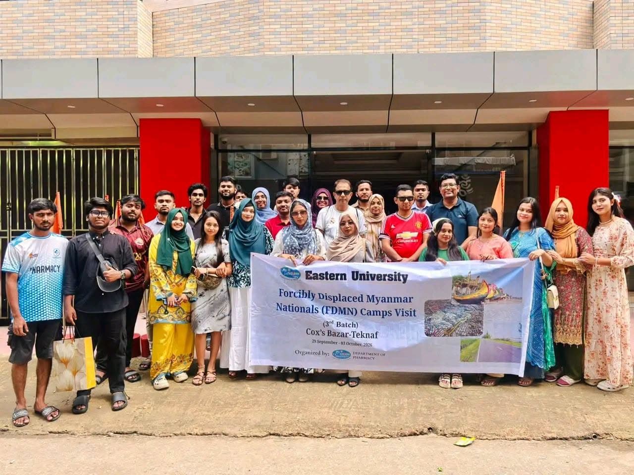 Department of Pharmacy Conducts Educational Field Visit to FDMN Camps in Teknaf
